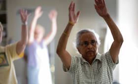 Geriatricarea UNED Pontevedra Ejercicio físico salud envejecimiento activo