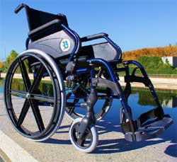 Grupo Ballesol crea una silla de ruedas corporativa de alta gama