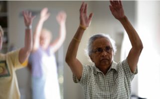 Envejecimiento activo: Fisioterapia y actividades físicas