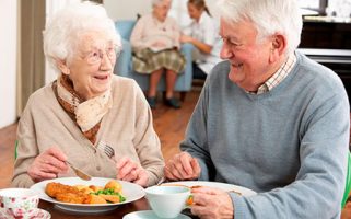 El papel de la alimentación en un envejecimiento activo y saludable