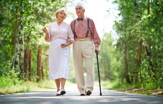 Geriatricarea- rol de los abuelos, papel activo y social de los abuelos más allá del cuidado de nietos